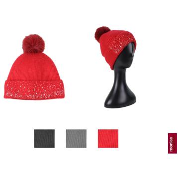 Cappello pon pon tinta unita con strass monica narducci