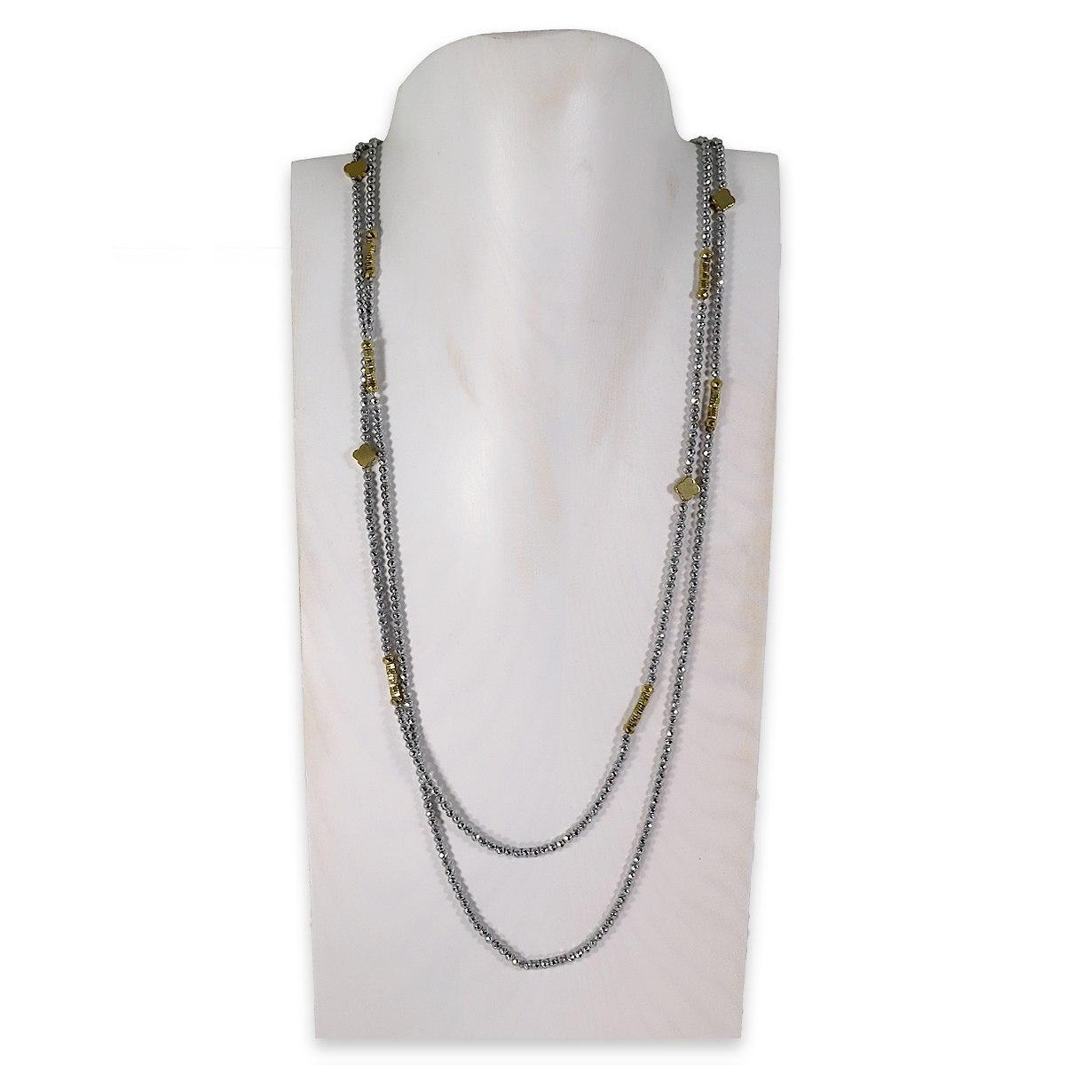 Collana montata in ematite silver con elementi in ematite gold fantasia quadrifoglio