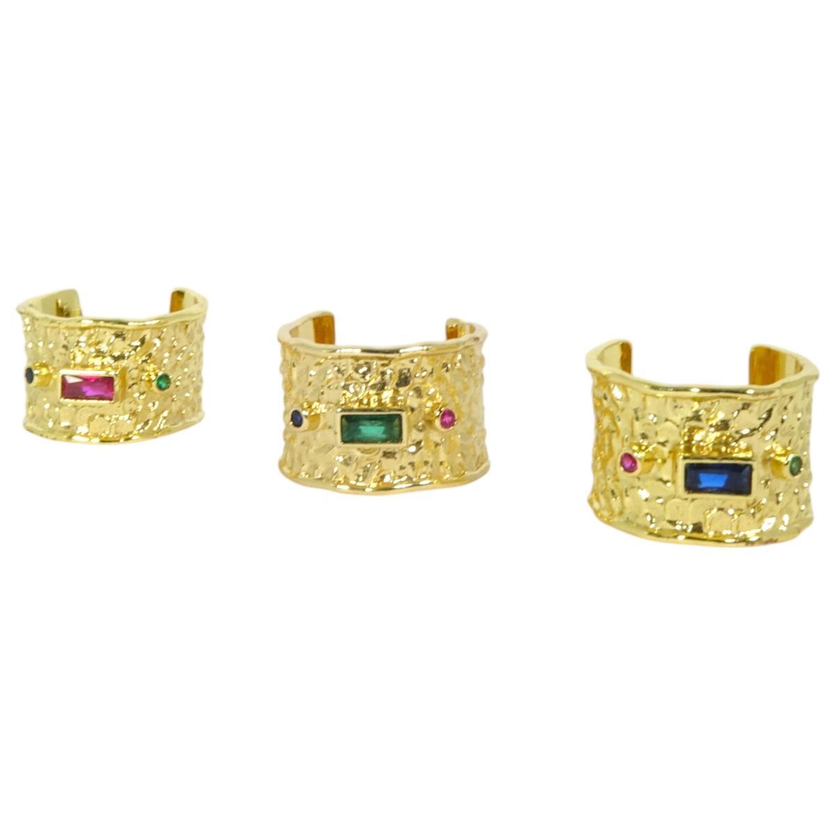 Anello donna a fascia larga Martellata con pietre colorate