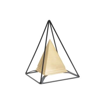 Piramide gold c/ferro cm 15x15x21 min 2