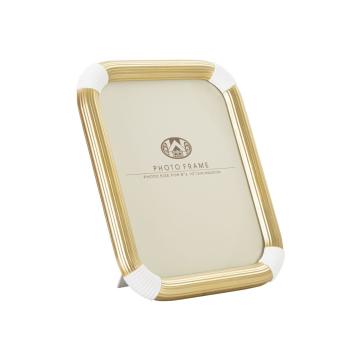 Cornice bann cm 25x2,6x30,2 (misura interna cm 20x25) min 2
