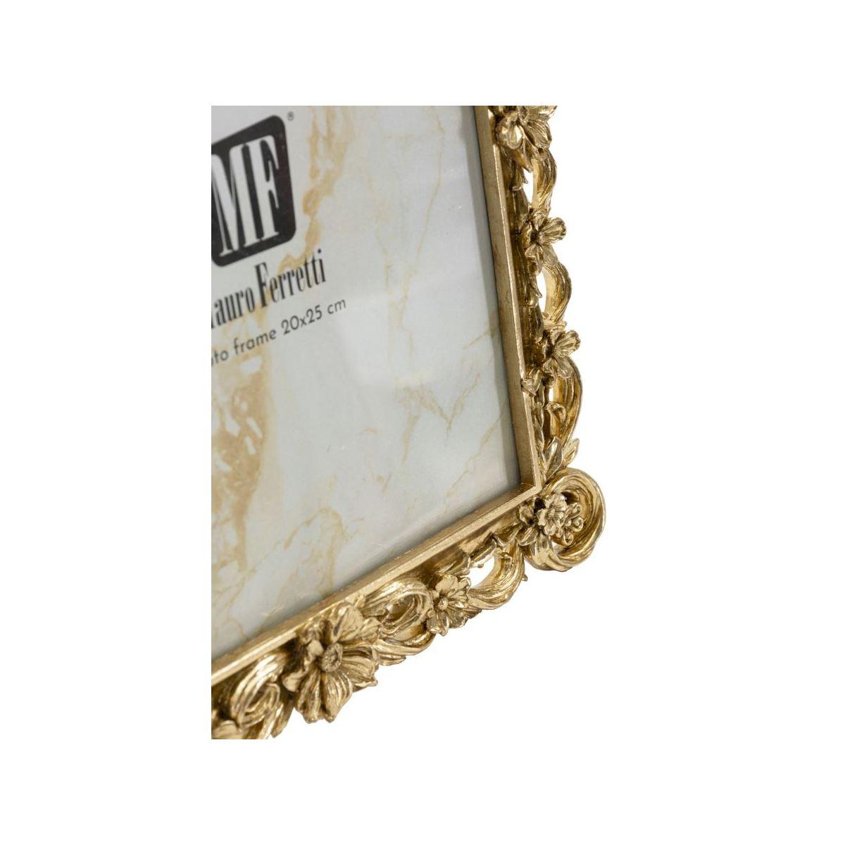 Cornice classic cm 26,9x2x32,3 (misura interna cm 20x25) min 2