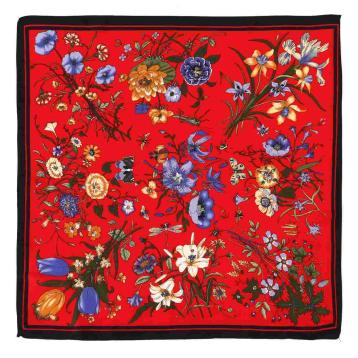 Foulard donna in seta fantasia fiorata Capoverde