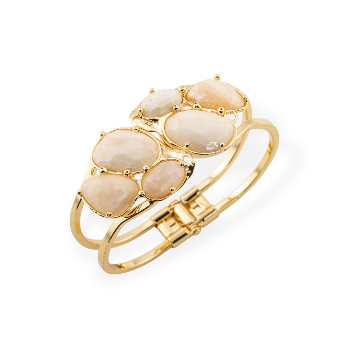 Bracciale di bronzo e centrale di pietre dure incastonate 45x65mm dorato pietra di luna bianca