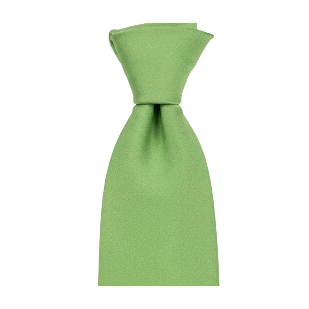 Cravatta classica uomo tinta unita liscia raso tonalità del verde