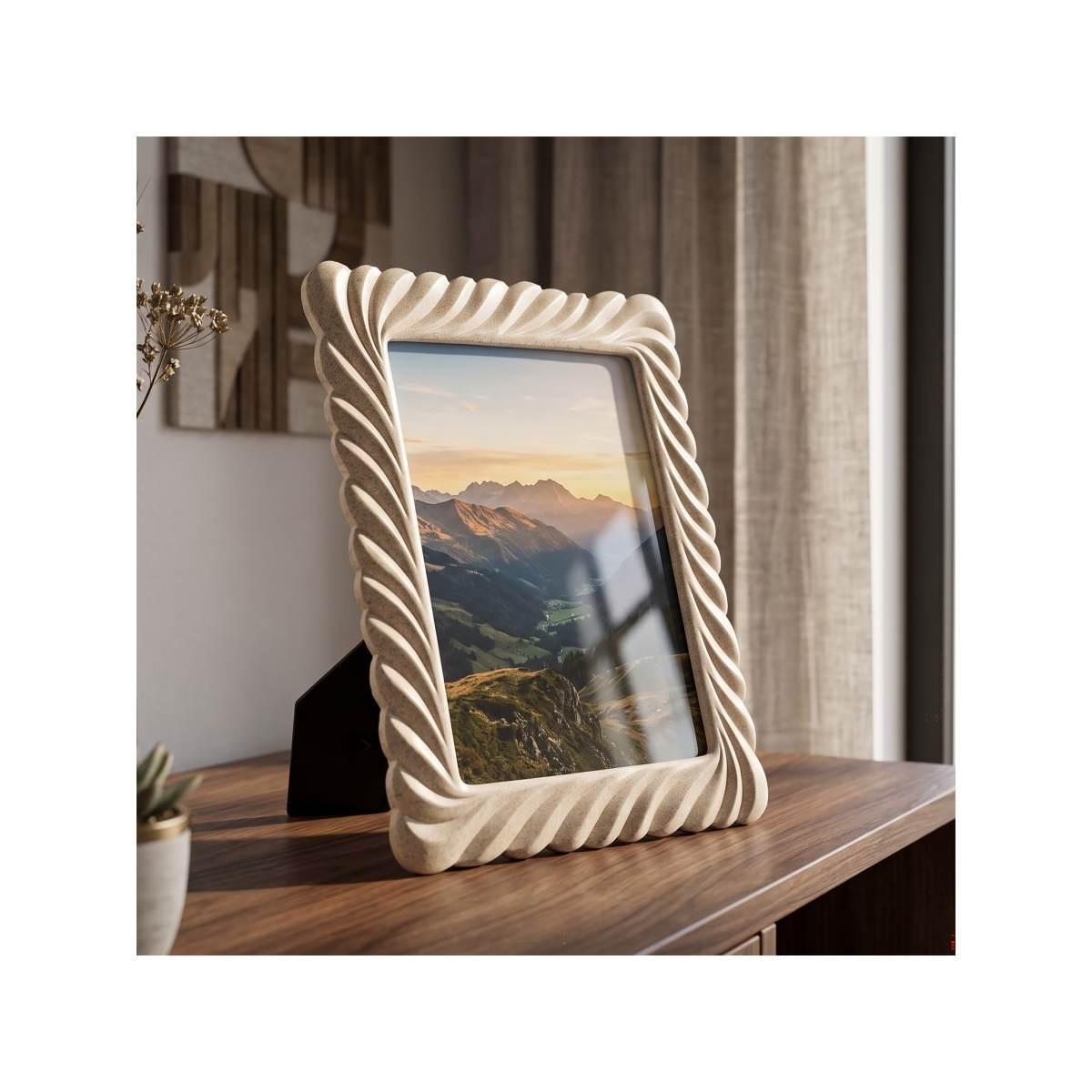 Cornice simple cm 21,3x1,5x26,3  (misura interna cm 15x20) min 2