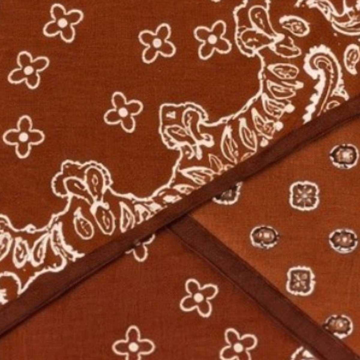 Bandana doccia faccia motivo paisley in viscosa Martissima di Marta Marzotto